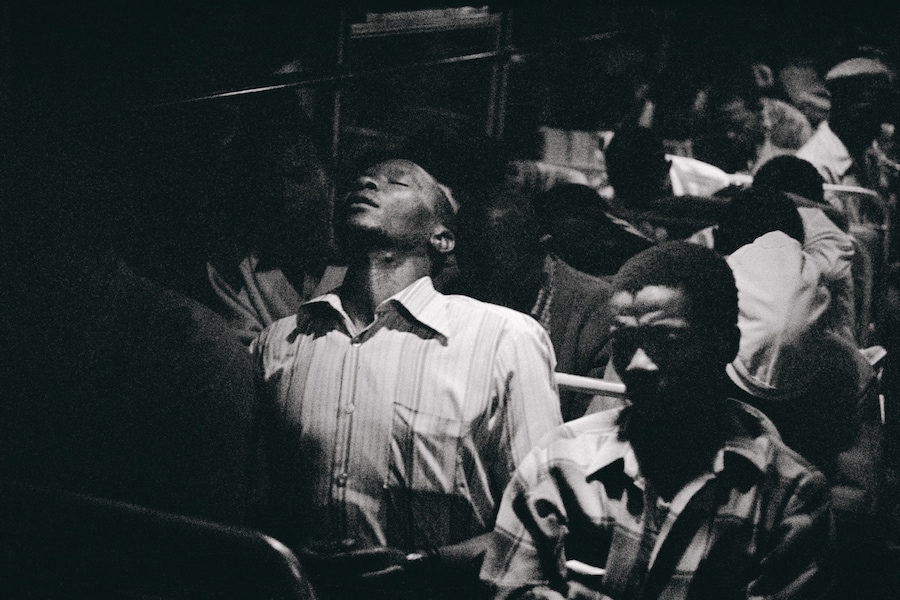 David Goldblatt, Going home, Marabastad-Waterval bus, 9:00pm 3