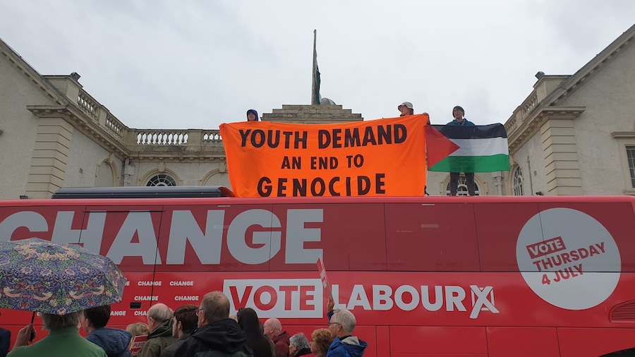 Youth Demand Labour Bus 4