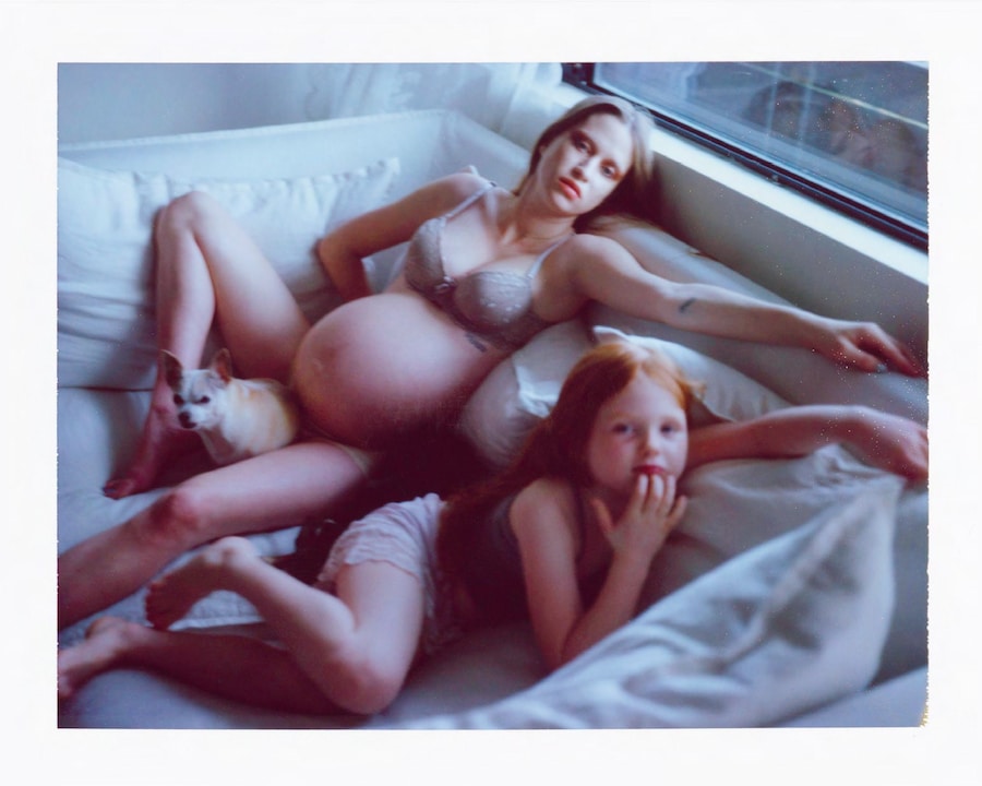 Brianna Capozzi, Sisters (2024) 5