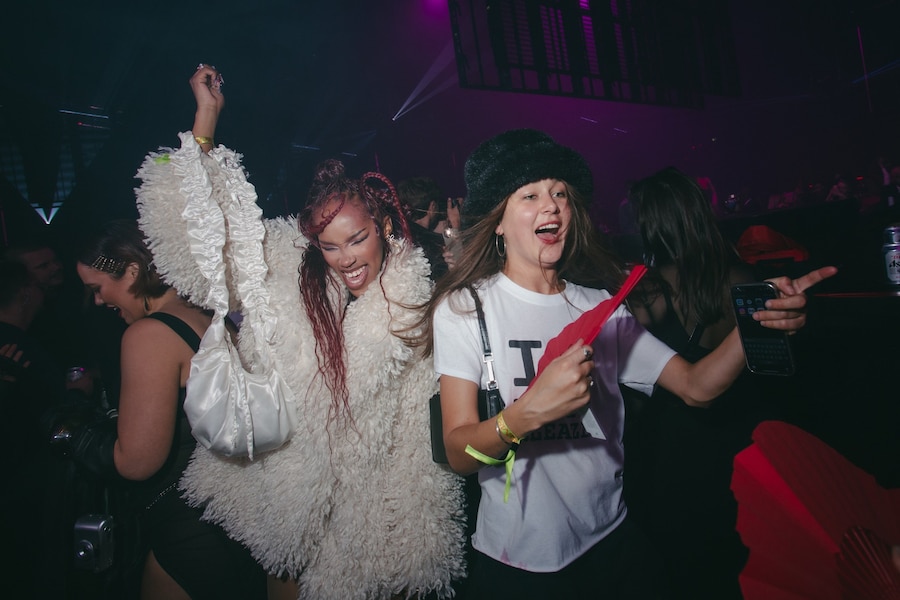 charli xcx london fashion week h&amp;m party dazed 15