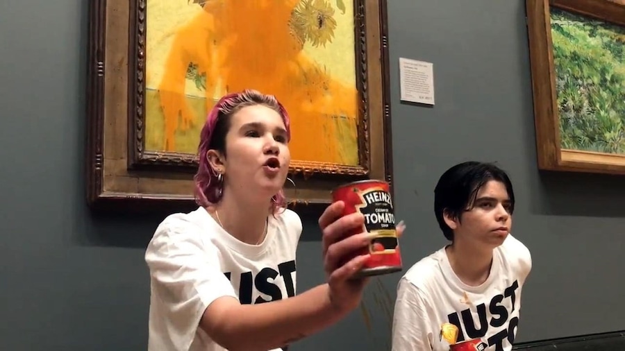 Just Stop Oil throw soup on Van Gogh Sunflowers