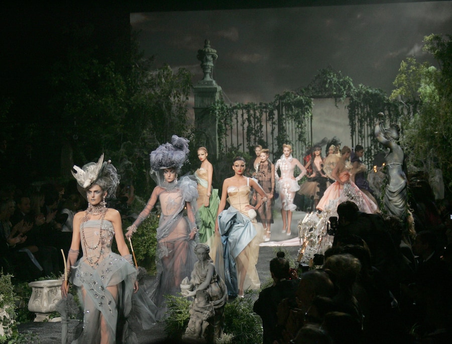 Christian Dior Haute Couture A/W 2005 6