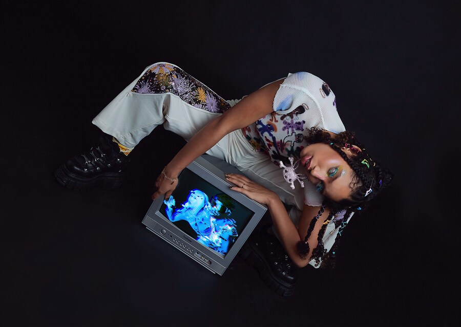 the_romanticism_of_y2k_29 21