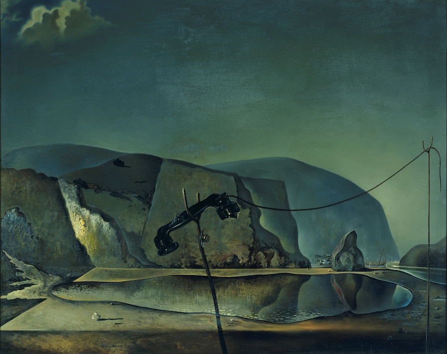 Salvador Dalí_Mountain Lake_1938 0