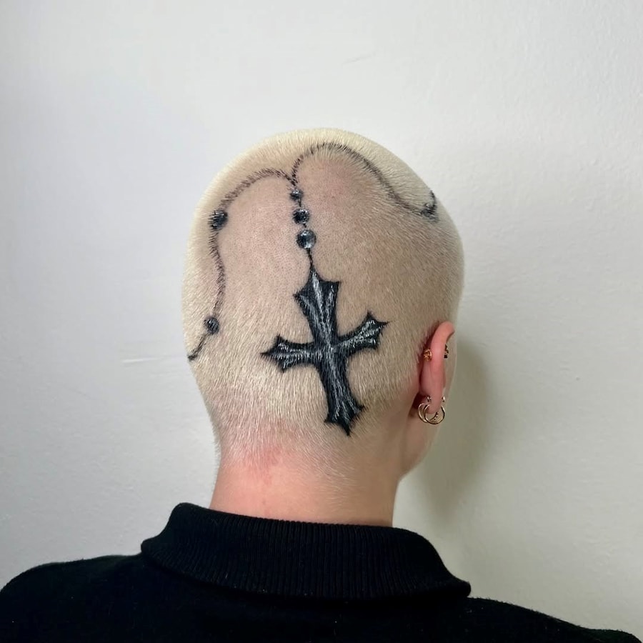 Jackie Bieber hairstylist buzzcut artist 14