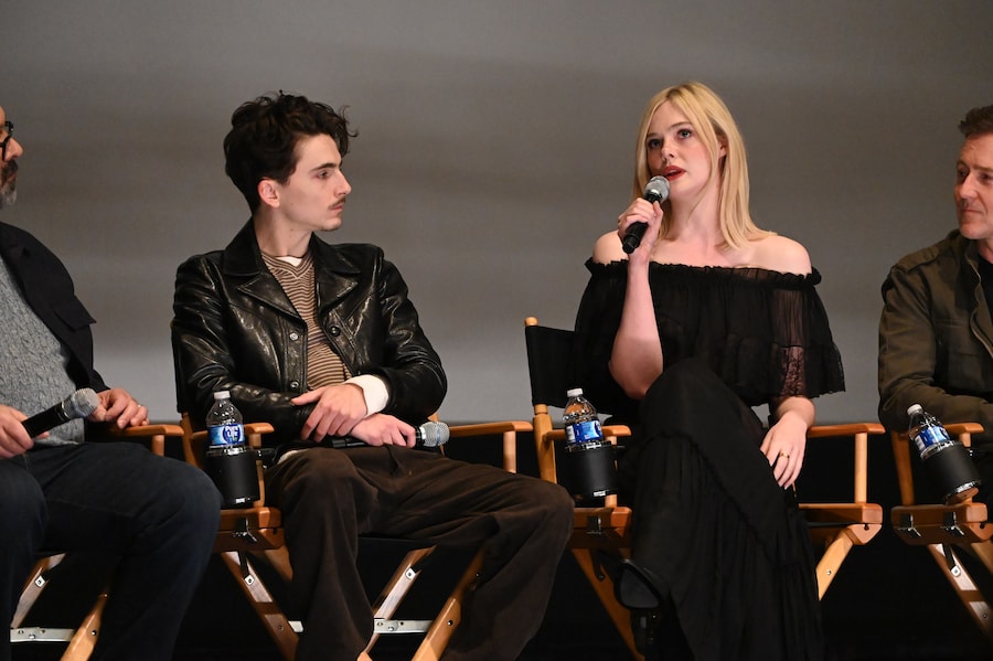 Timoth&#233;e Chalamet A Complete Unknown press tour looks 5