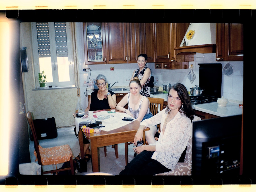 Holy Sci&#242; napoli naples youth culture 4