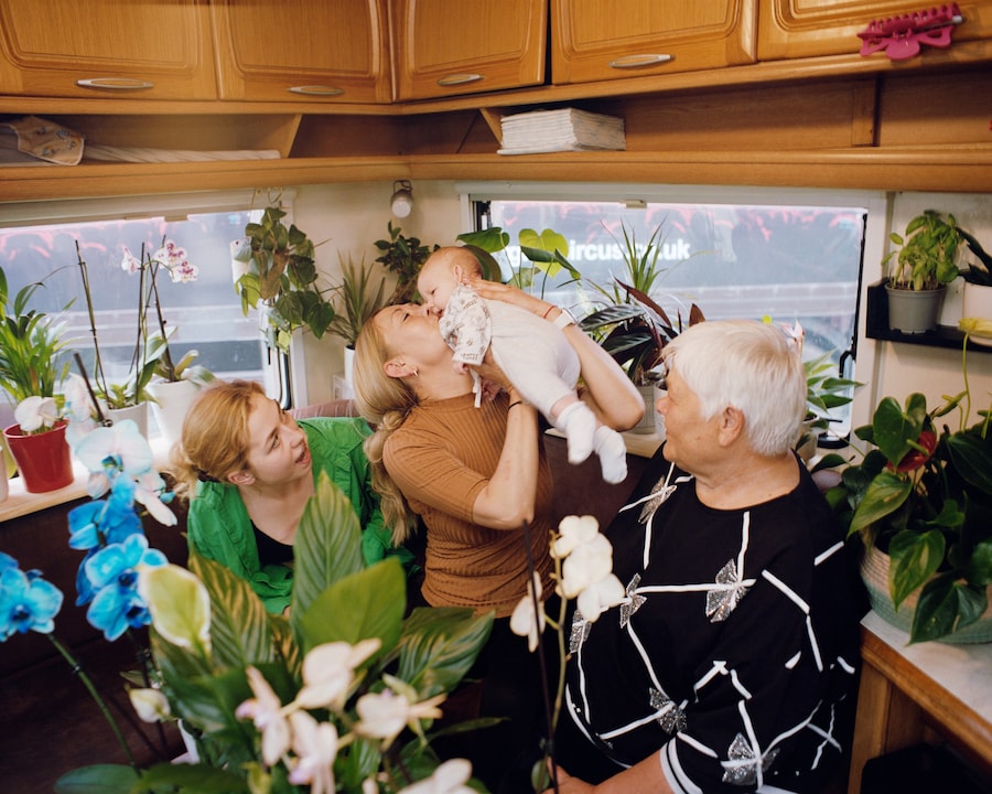 Keiran Perry, Smoke Filled Mirror 24