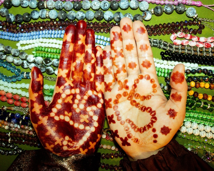 Huq That, Henna Collective 0
