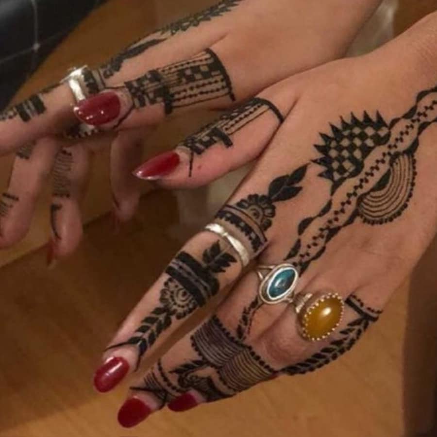 Huq That, Henna Collective 21
