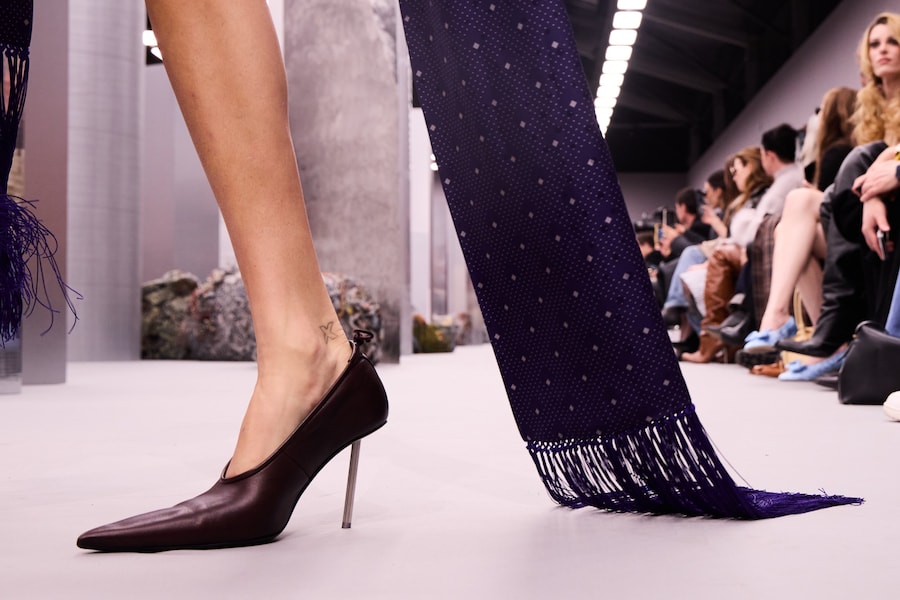 Poulaines on the AW25 runway 9