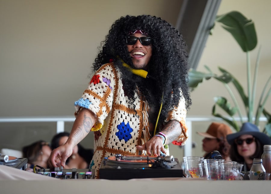 Coachella 2025 festival fashion 23