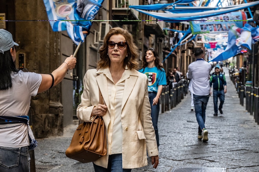 Parthenope, 2025 6