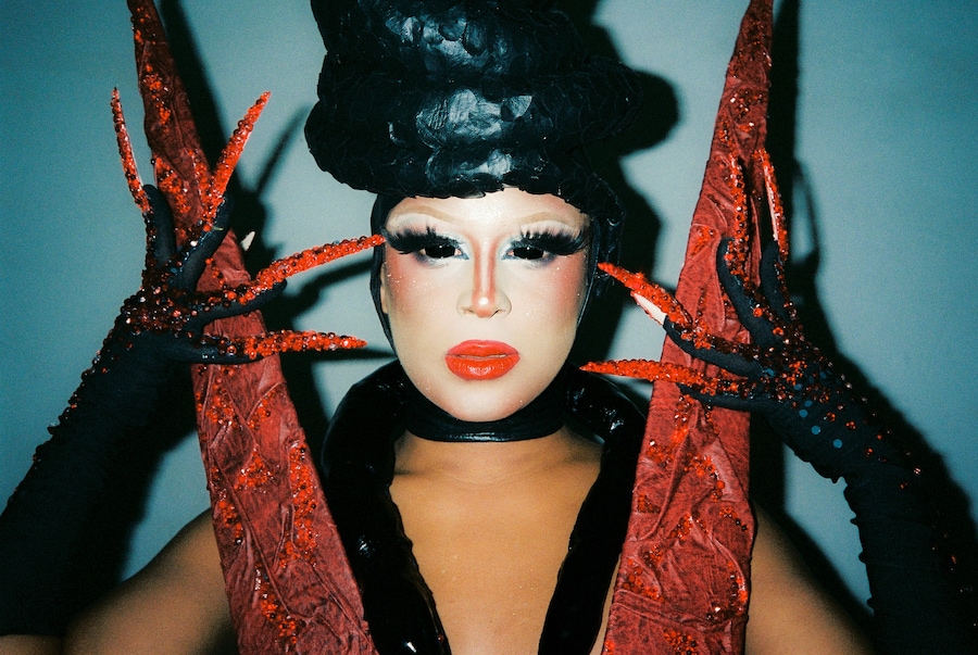 THE MONSTER BALL 10