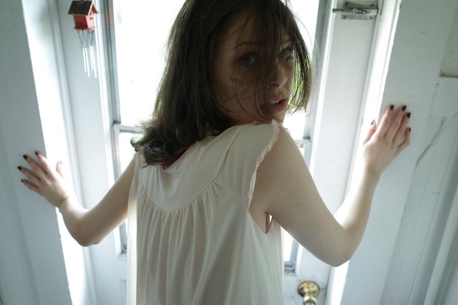 Maya Spangler, Stolen Besos 7