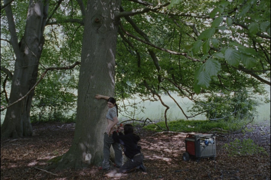Lorde Hammer video - tattoo scene 12