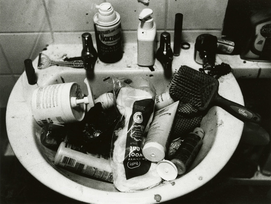  Clutching at Ornaments 3