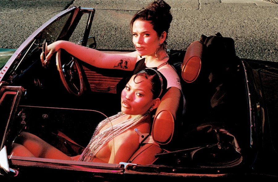 Showgirls 23