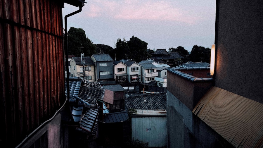 横丁 (Yokochō) 12