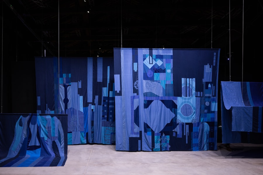 East Contemporary_Aziza Kadyri_Don&#39;t Miss The Cue 0