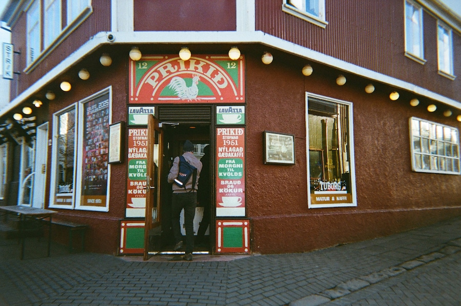 A Dazed Day Out with Alaska1867 5