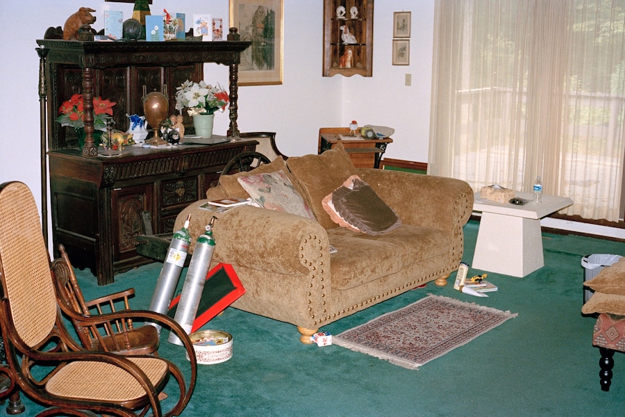 Nadia Lee Cohen, Holy Ohio 4