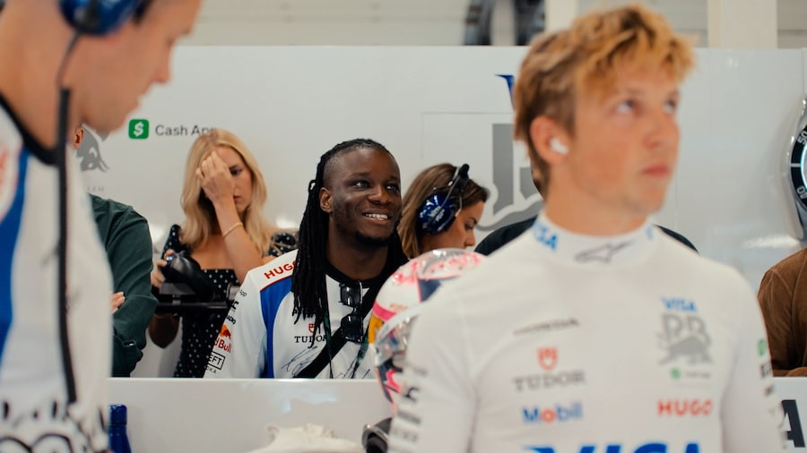 CREATOR_PLATFROM_DJ_HIGHRES.00_03_11_18.Still001 2