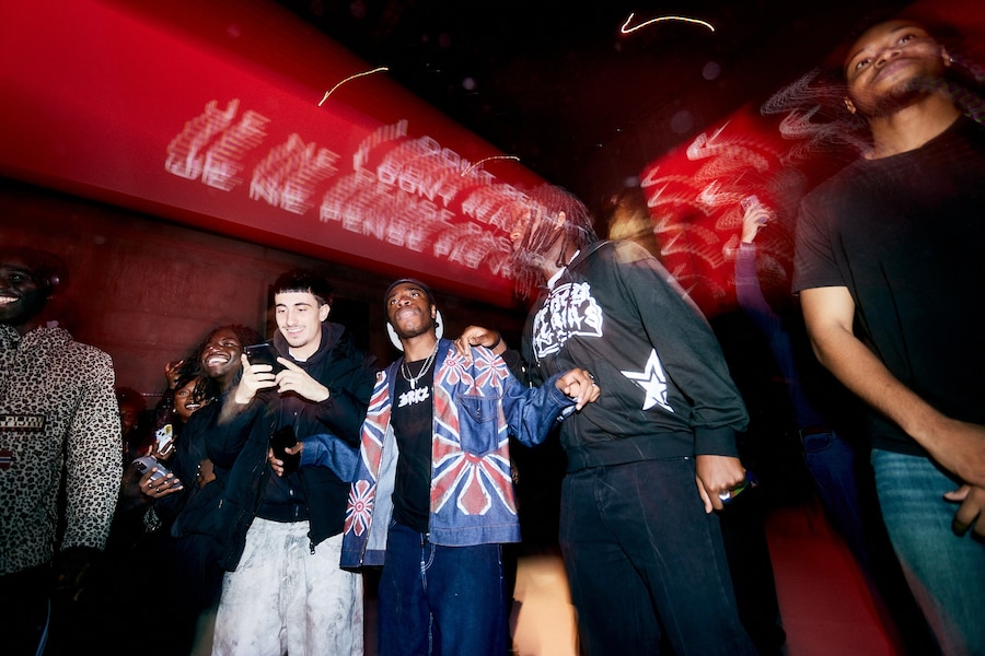 DAZED-GrandPalaisImmersif-Paris-121125-_SzymonStep 18