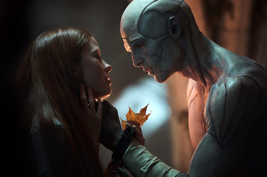 Frankenstein (2025) 8