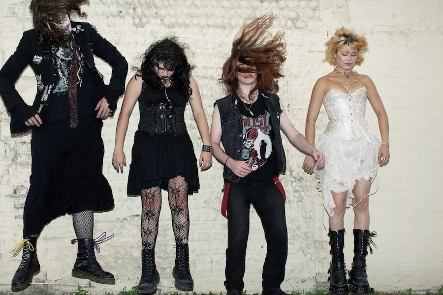 Chus and Greg, Brighteens 3