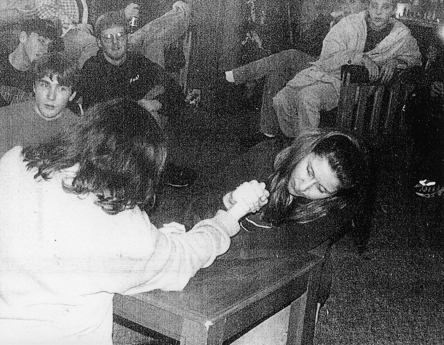 Pia Paulina Guilmoth and Jesse Bull Saffire, Fishworm 7