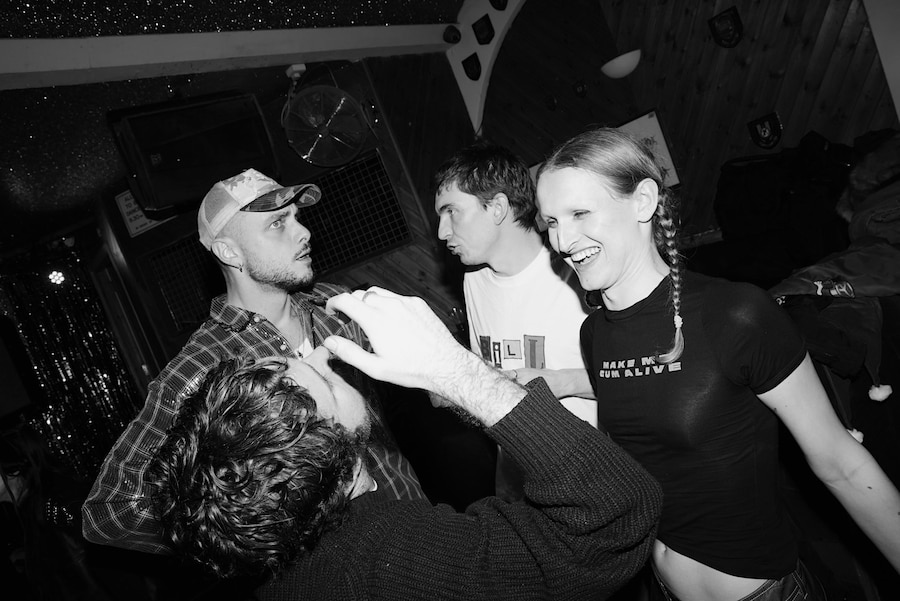 C9598858-1694-4D10-AA79-A5F4333FB27B 55