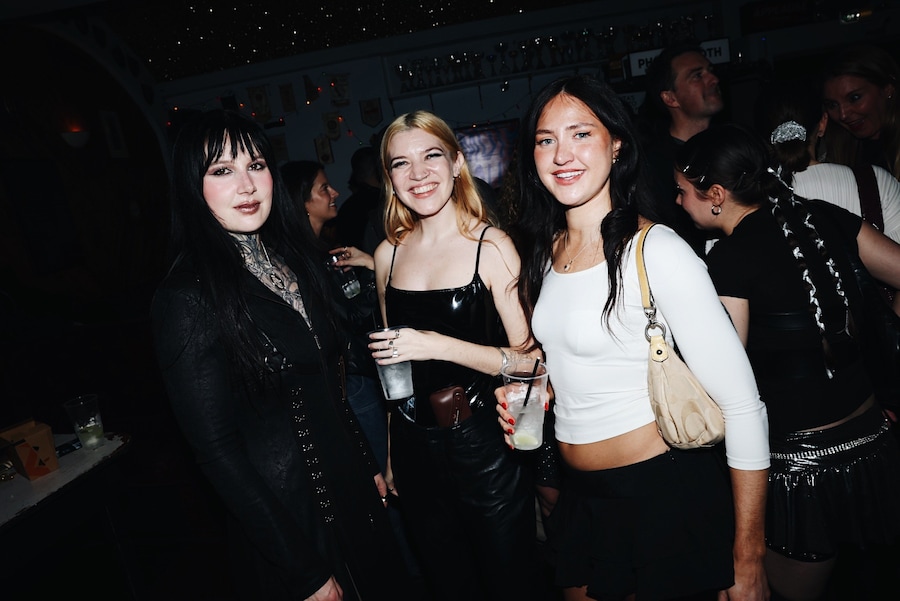 E3B271B8-B189-4CF8-AAB1-36C7E39FB233 57