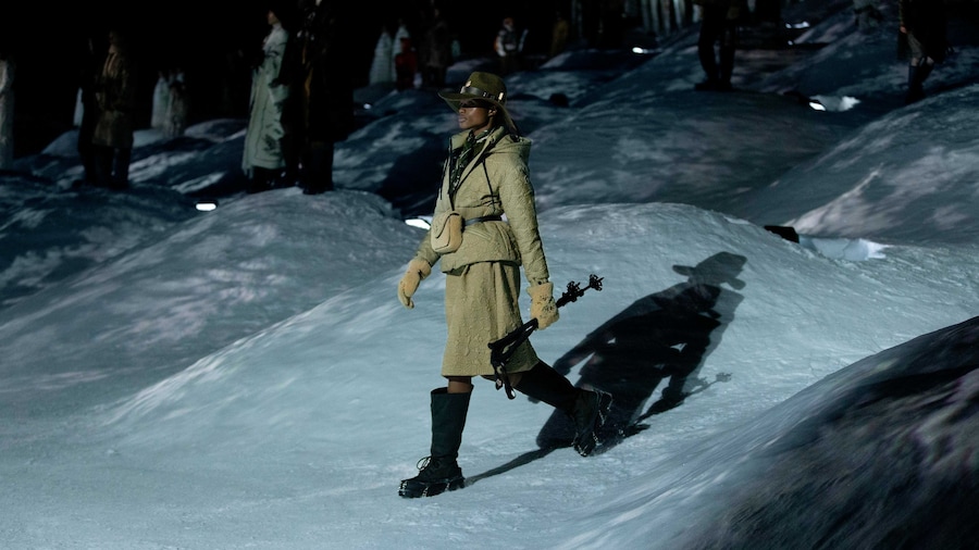MONCLER GRENOBLE FW26_ASPEN_MOMENTS AND ATMOSPHERE 31