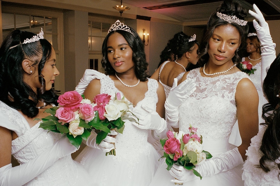 Miranda Barnes, Social Season, Important Flowers 1