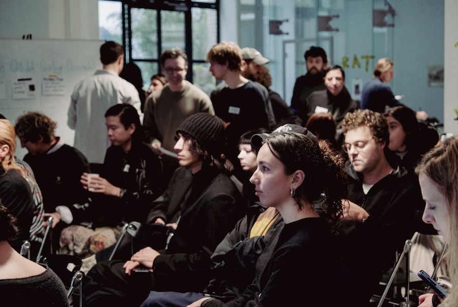 Restless Egg: Did DeepMind need Theme Park? 14