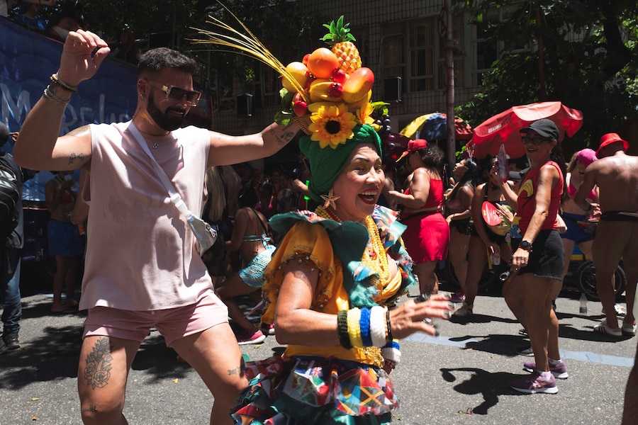 YUSHY - BRAZIL CARINVAL -12 8