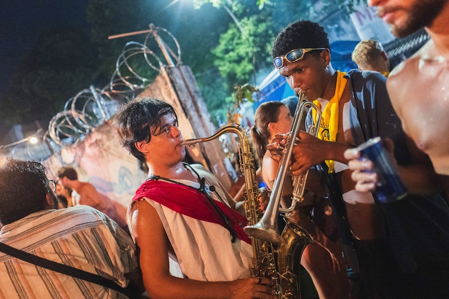 YUSHY - BRAZIL CARINVAL -25 18