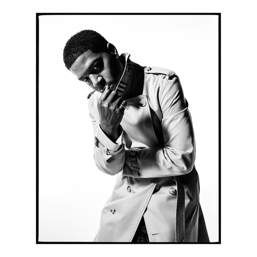 BURBERRY_2026_TRENCH_CAMPAIGN_HERO_KC_CROPPED_CLEA 4