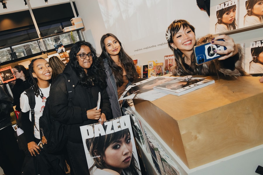Beabadoobee Dazed cover signing 15