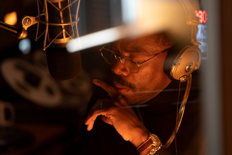 Dead Man’s Wire (2025) 14