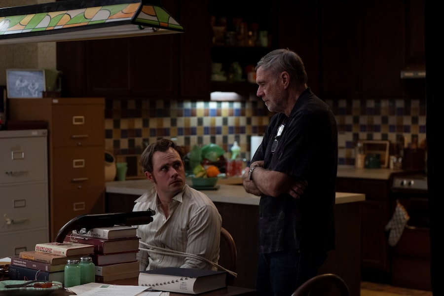 Dead Man’s Wire (2025) 21