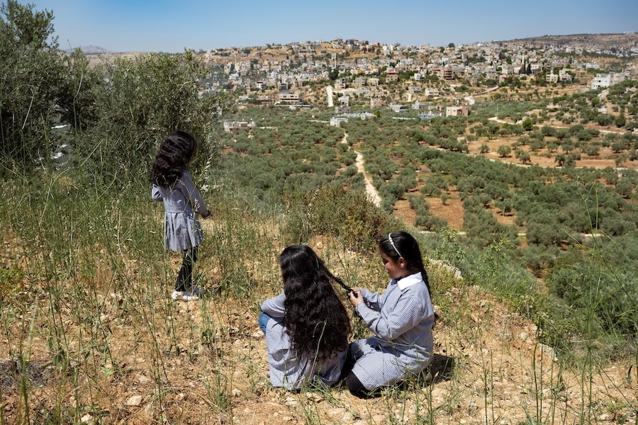 Tanya Habjouqa_ Palestine 8