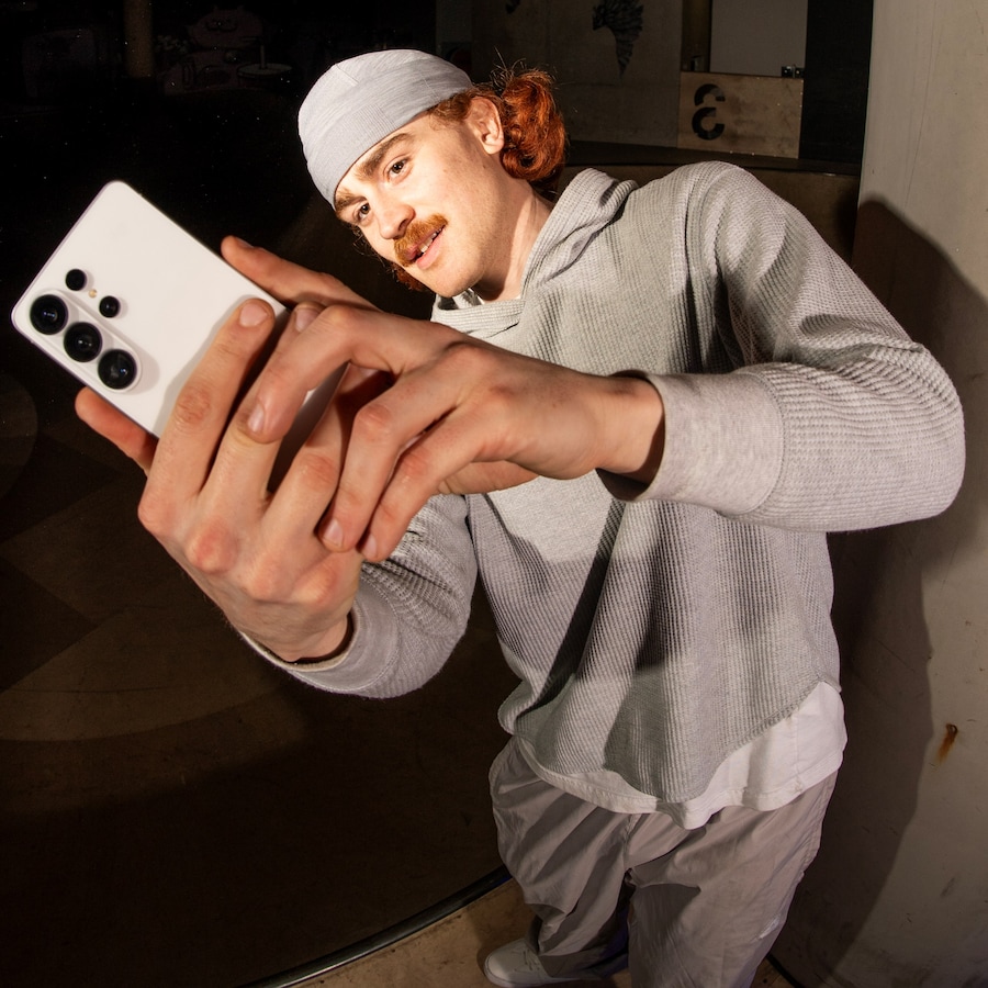 Dazed Club x Samsung skate session 1