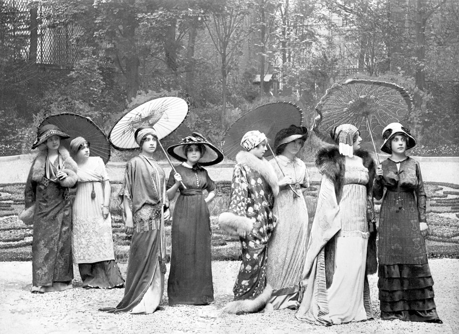 Catwalk_ Paul Poiret_s mannequin parade in his gar 3