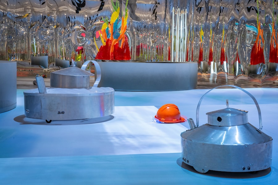 Anne Duk Hee Jordan, Teapot and Helmet (2019-2023) 12