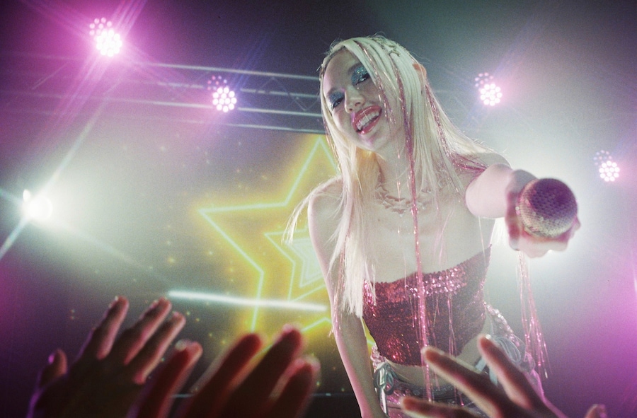 Star, Petra Collins 3