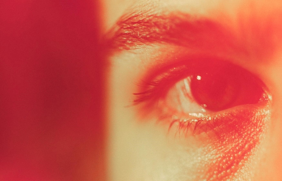EYE_SKY-25 26