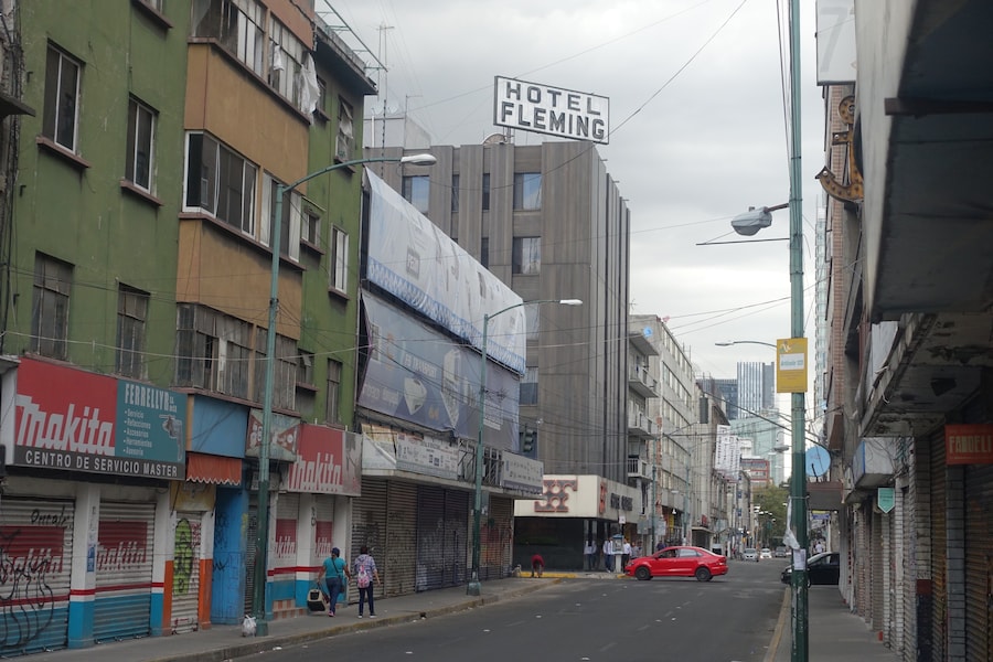 Órale: Love and Death in Mexico City 9