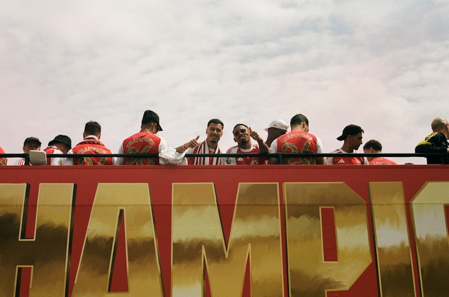 Arsenal champions parade 19
